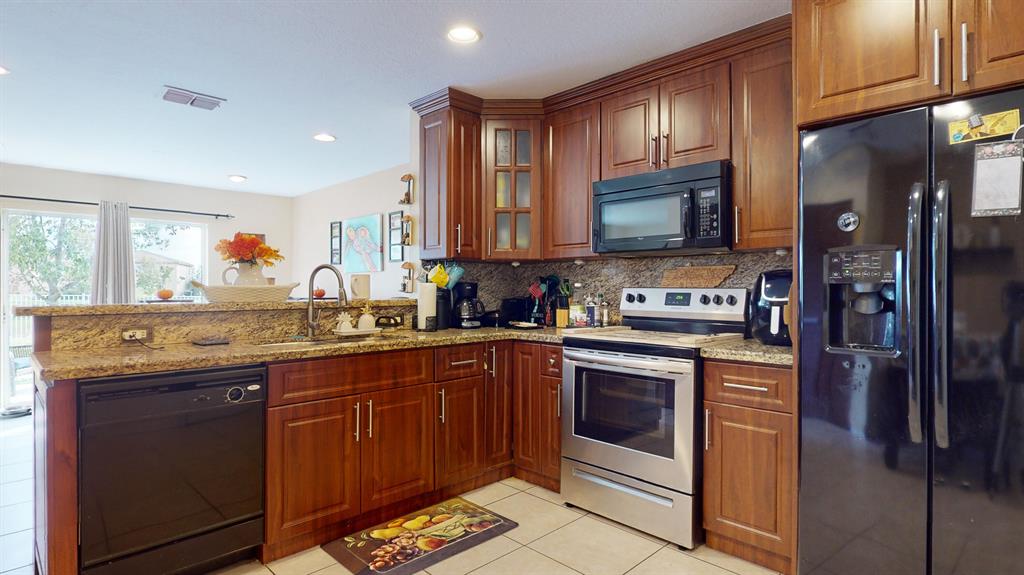 Newport Isles - Residential