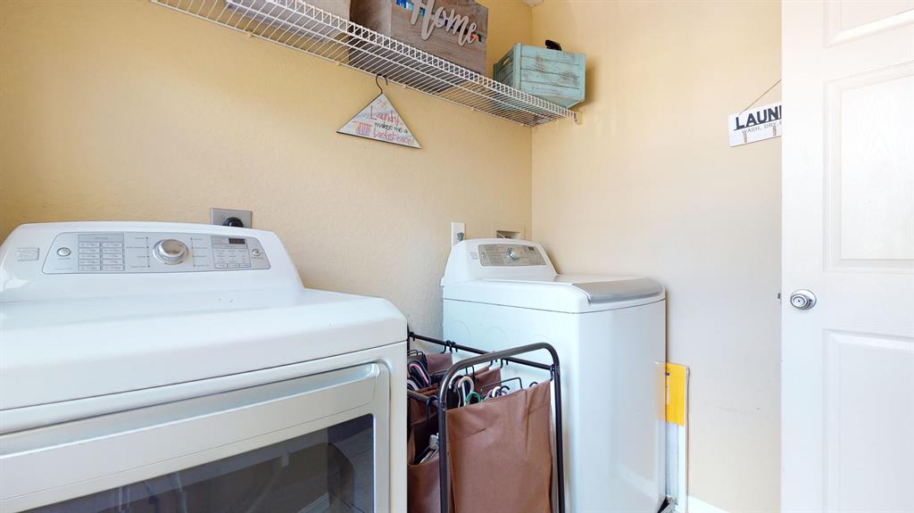 Newport Isles - Residential