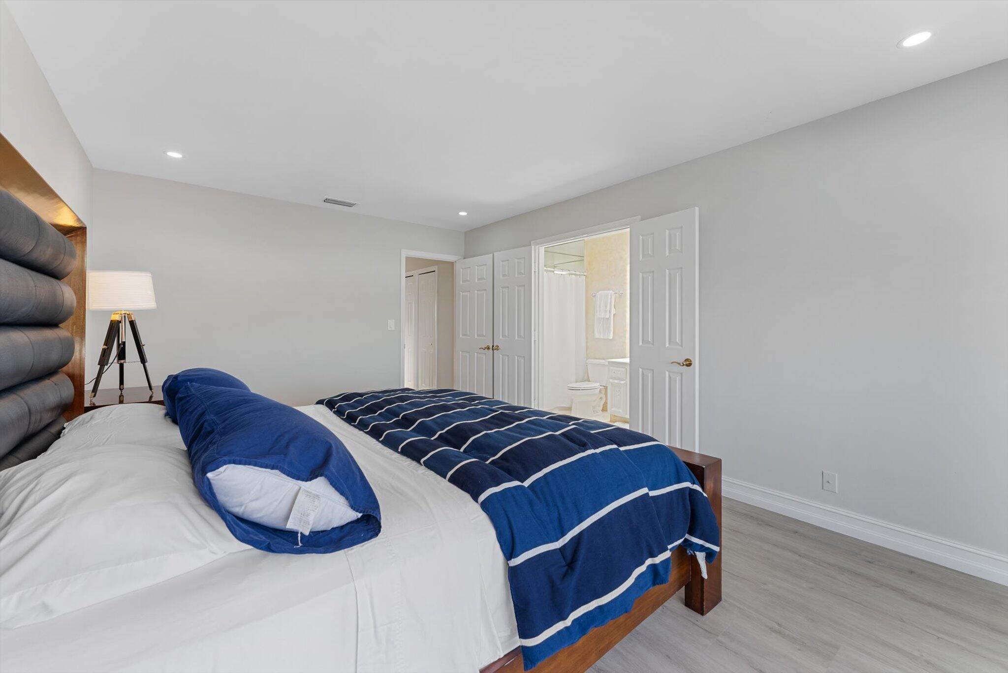 Hillsboro Beach & Yacht - Residential Lease