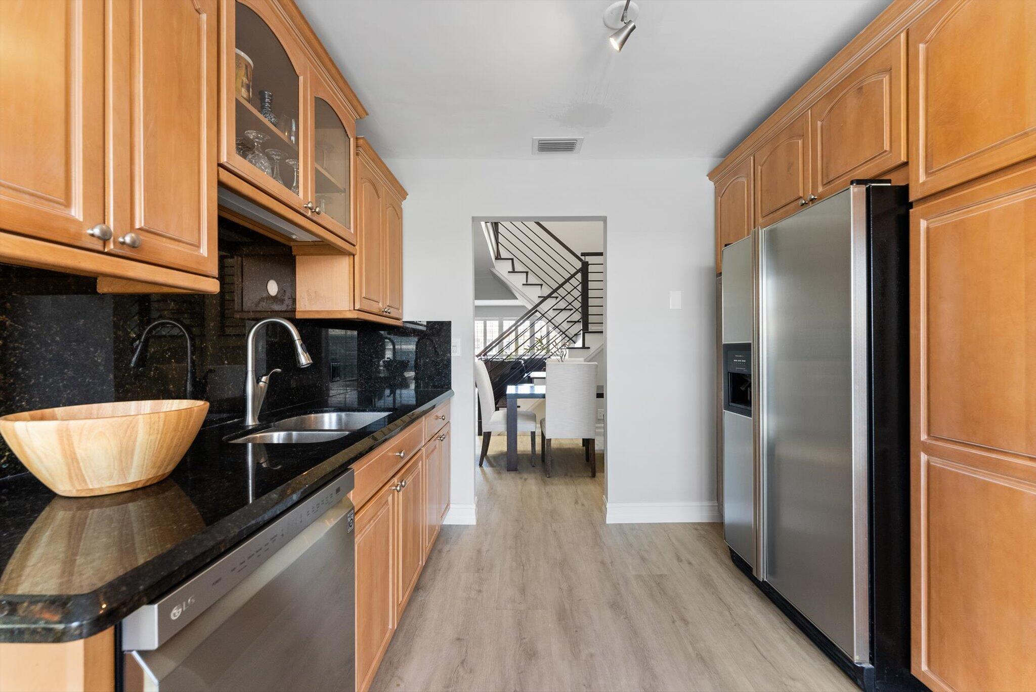 Hillsboro Beach & Yacht - Residential Lease