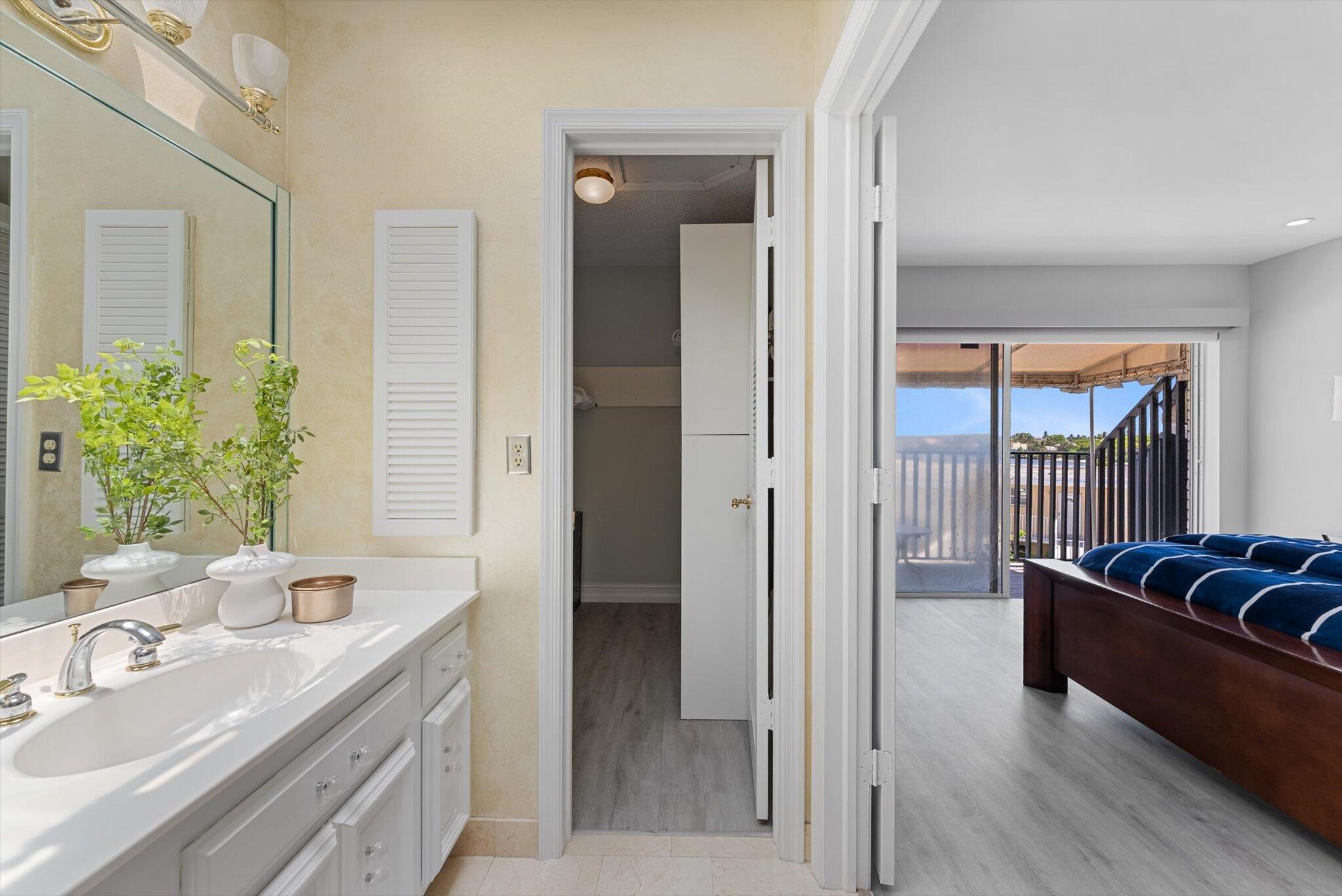 Hillsboro Beach & Yacht - Residential Lease