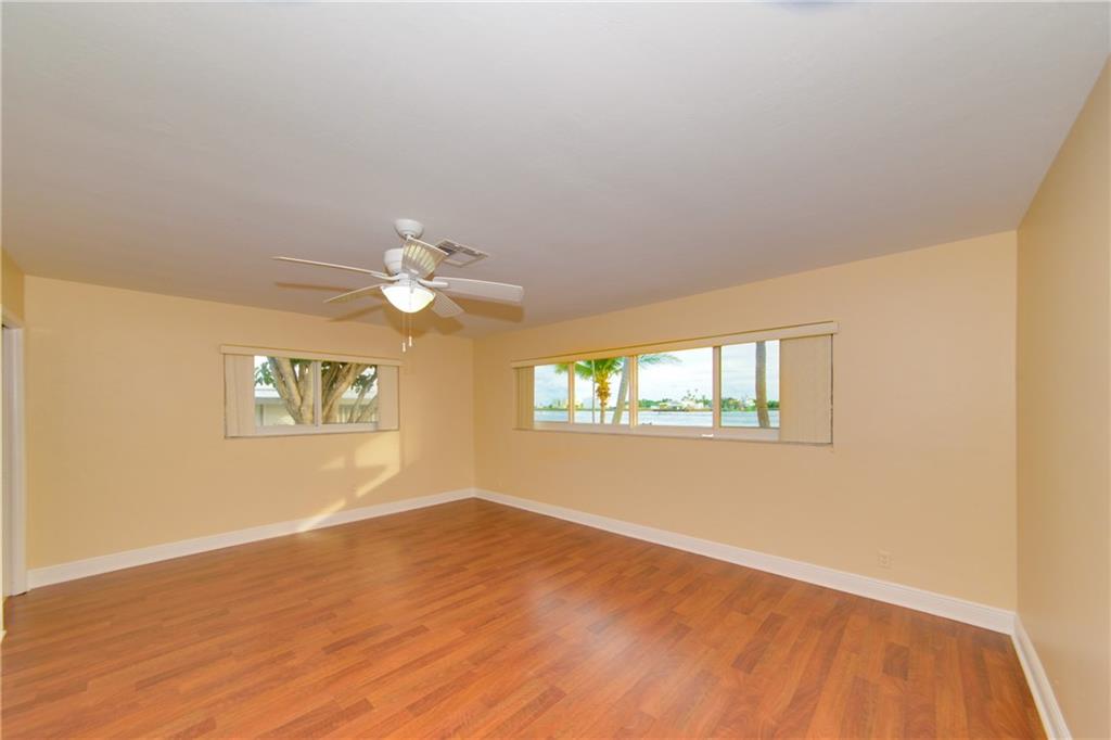 HARBOUR HEIGHTS - Residential Lease