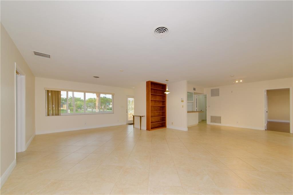 HARBOUR HEIGHTS - Residential Lease