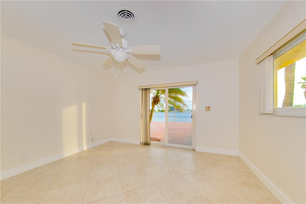 HARBOUR HEIGHTS - Residential Lease