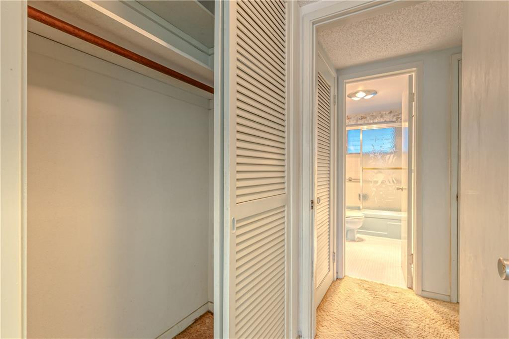 VENETIAN PARK - Residential