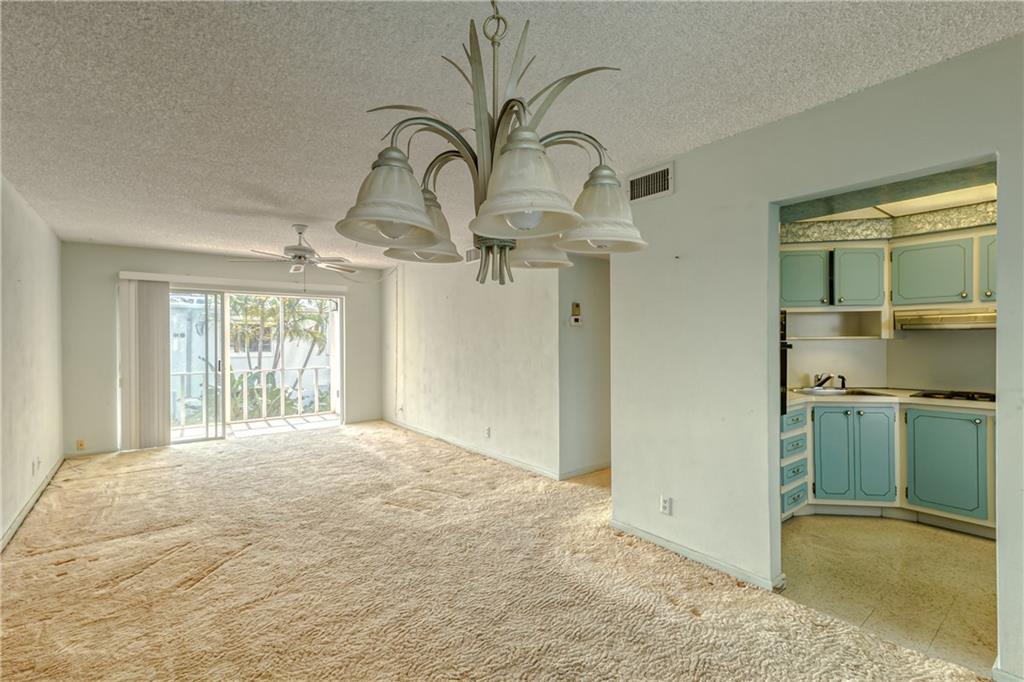 VENETIAN PARK - Residential