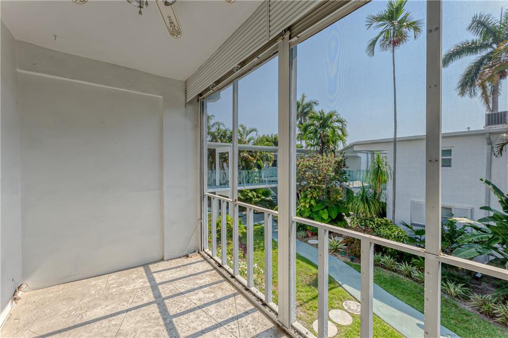 VENETIAN PARK - Residential