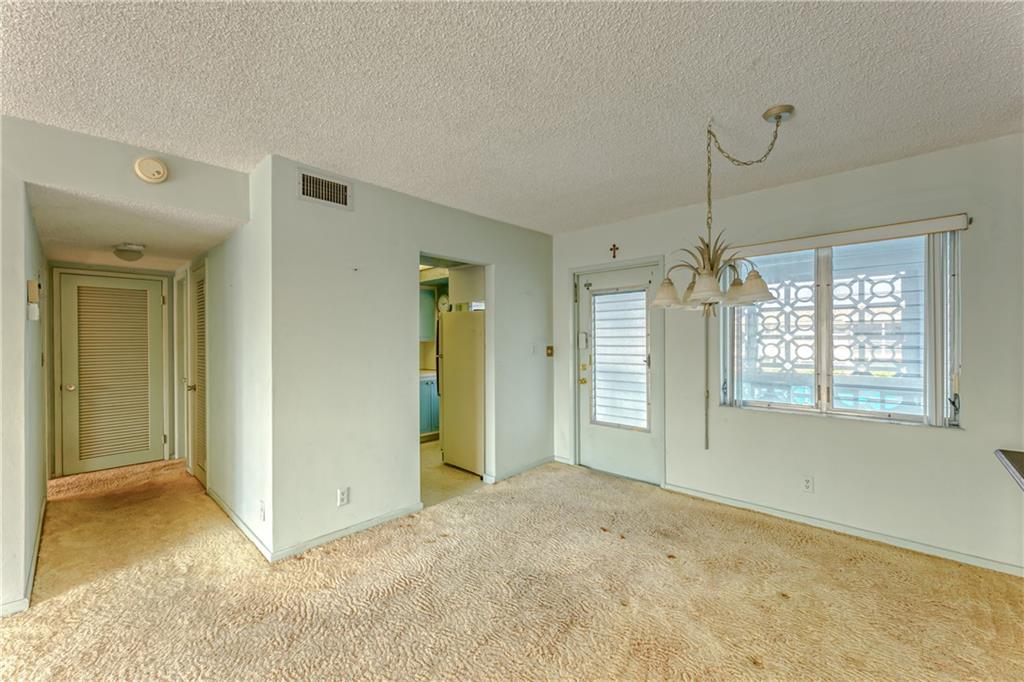 VENETIAN PARK - Residential