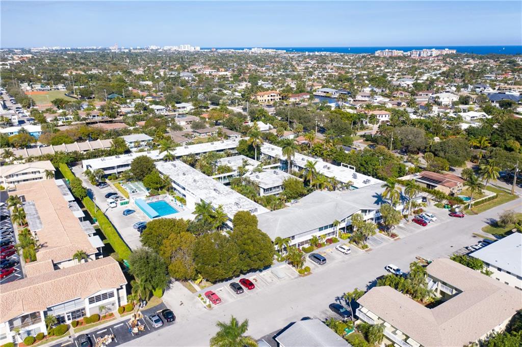 VENETIAN PARK - Residential