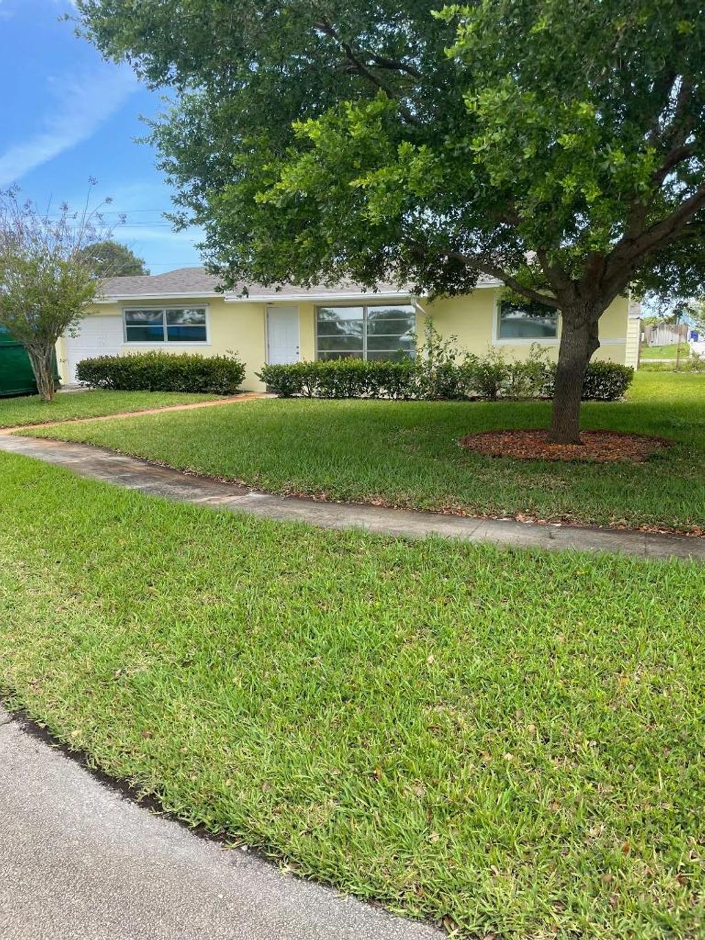 Photo of 18905 SE Southgate Drive, Jupiter, FL 33469 (MLS # R10791561)