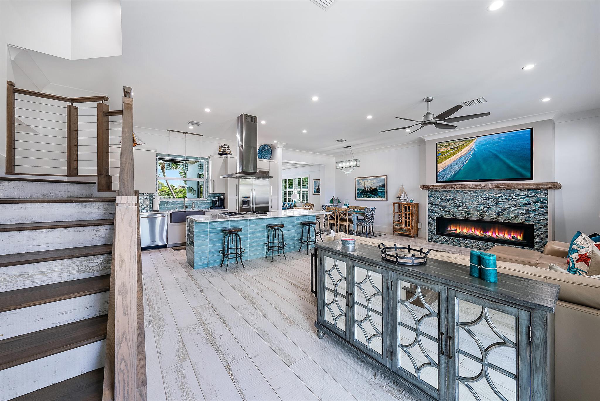 NORTH PALM BEACH VILLAGE - Residential