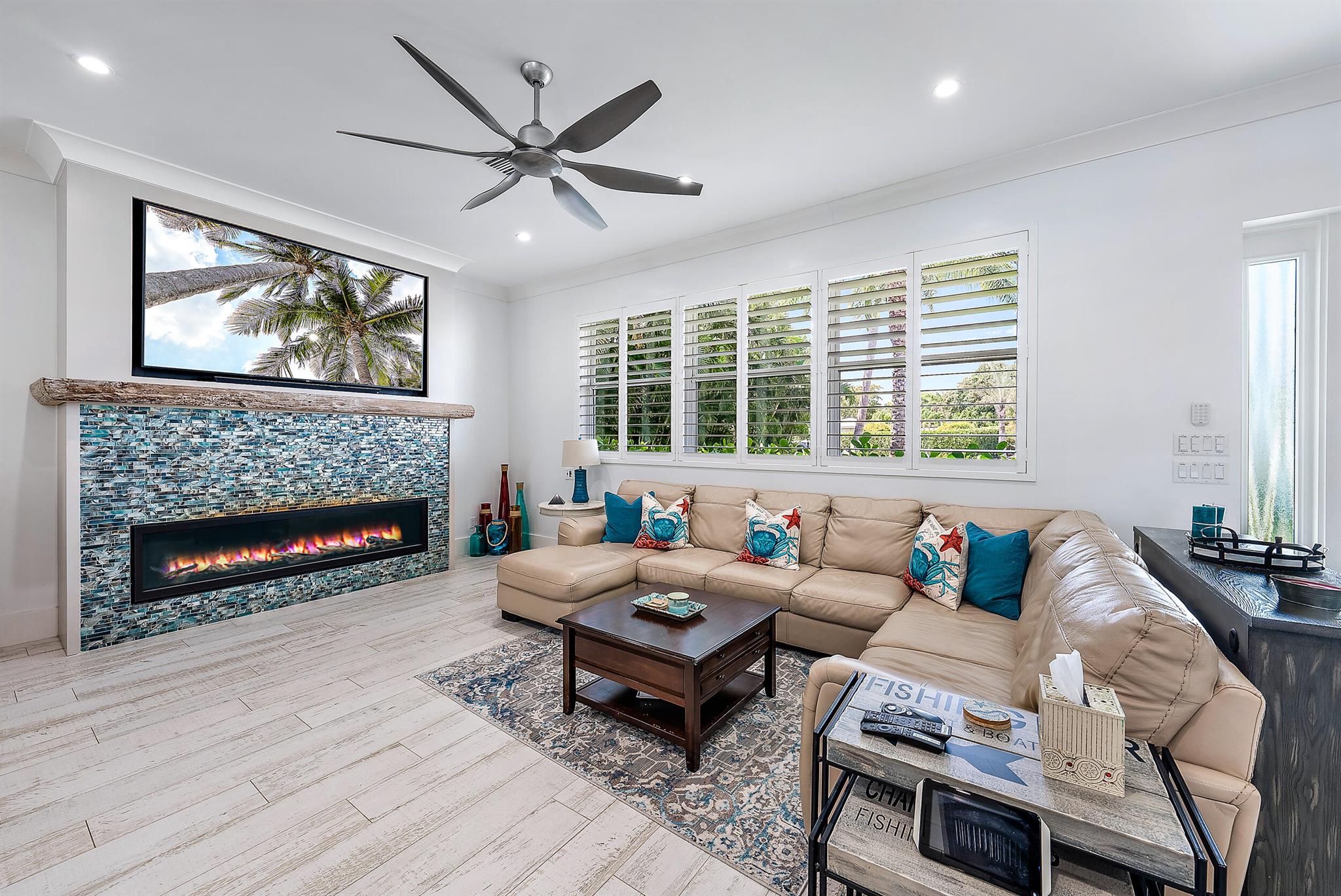 NORTH PALM BEACH VILLAGE - Residential