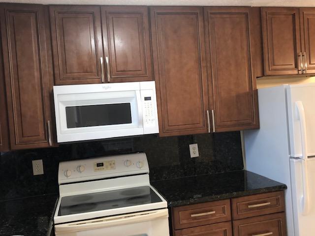 SANDALFOOT BLVD APTS CONDO - Residential