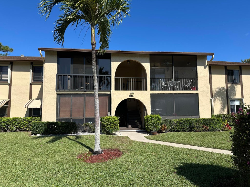 Photo of 236 PINE HOV Circle #D-2, Greenacres, FL 33463 (MLS # B26080025)