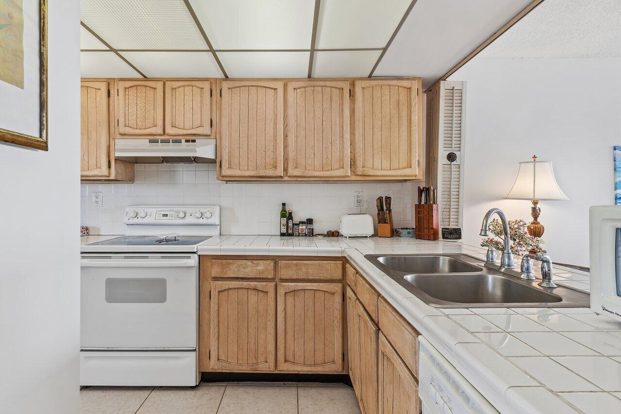 BOCA BAYOU CONDO - Residential