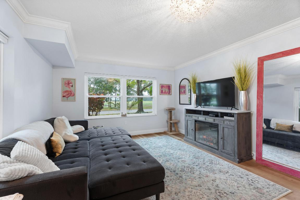 STAMFORD AT SUNSET TRACE - Residential