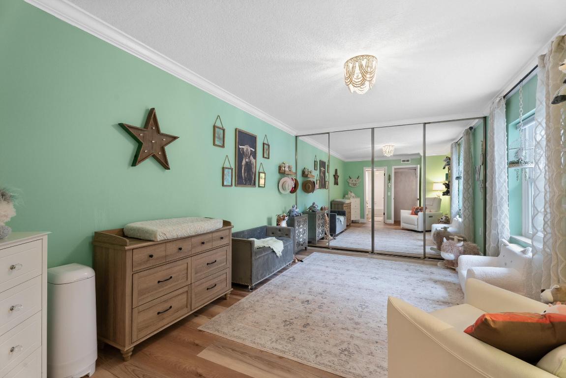 STAMFORD AT SUNSET TRACE - Residential