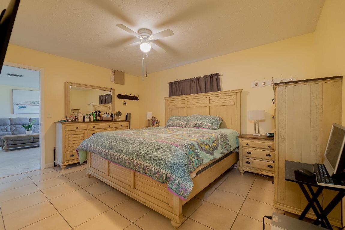 PORT ST LUCIE SECTION 18 - Residential