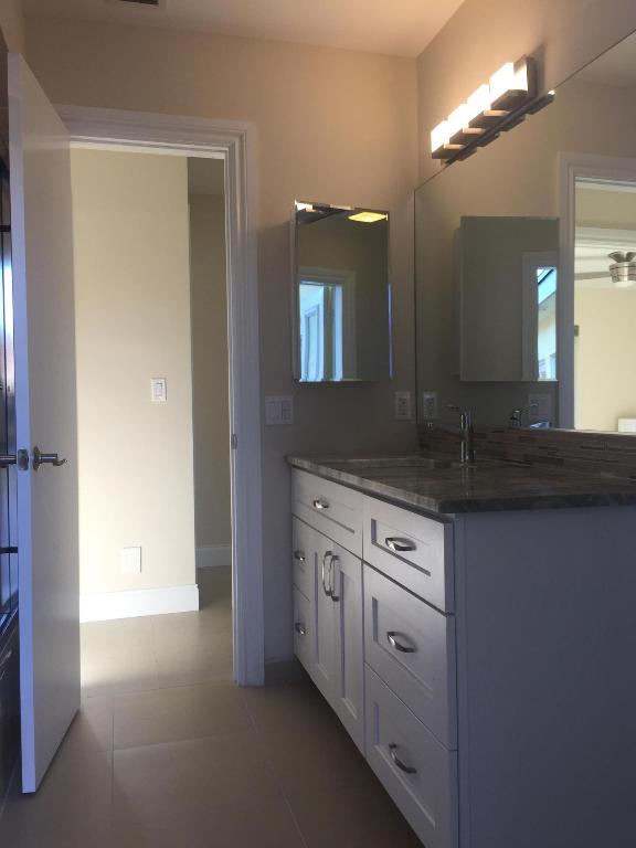 BOCA RATON SQUARE UNIT 7 - Residential Lease