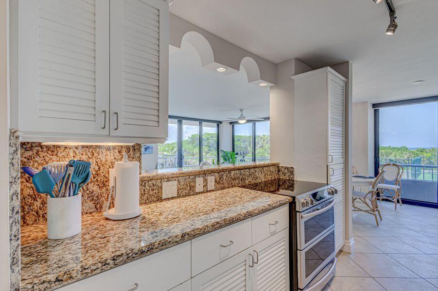 WATER GLADES CONDO - Residential