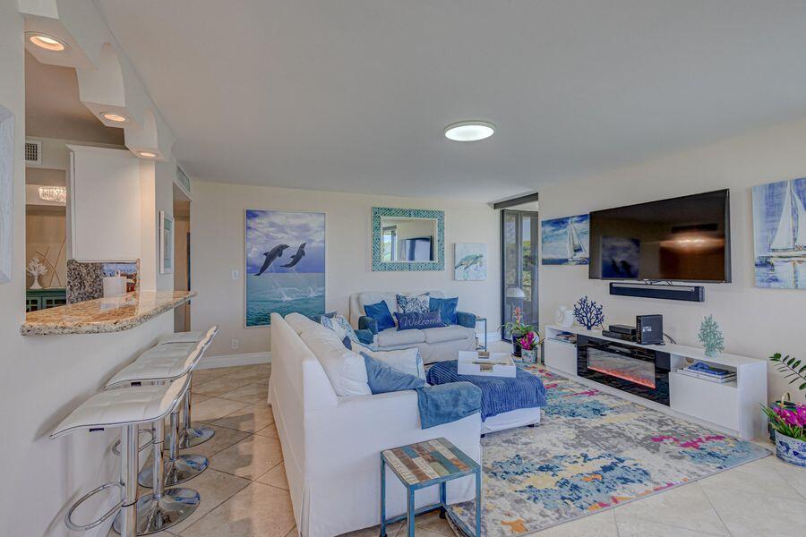 WATER GLADES CONDO - Residential
