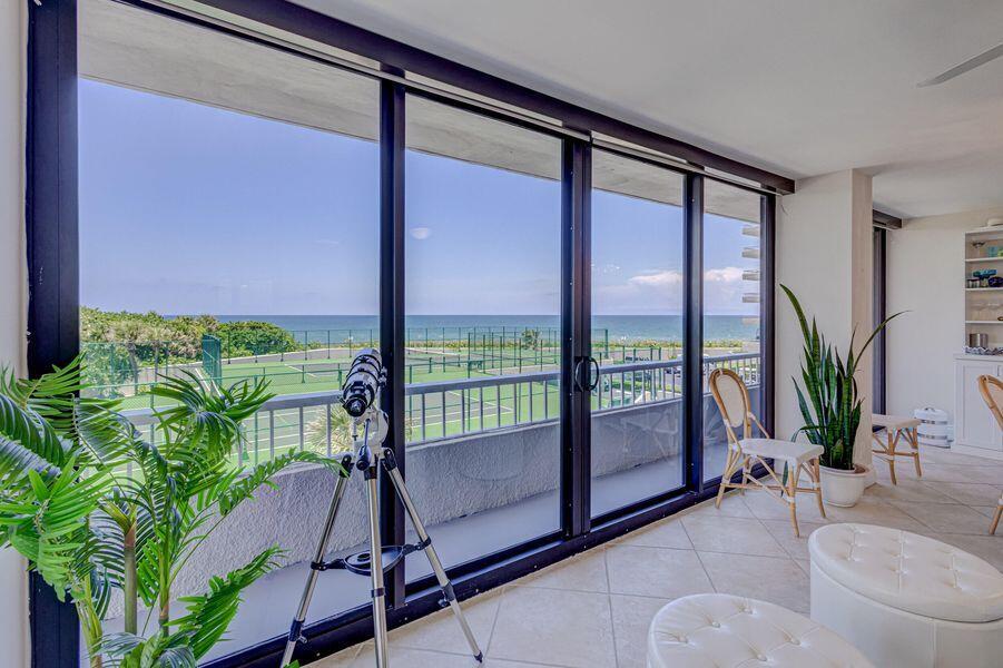 WATER GLADES CONDO - Residential