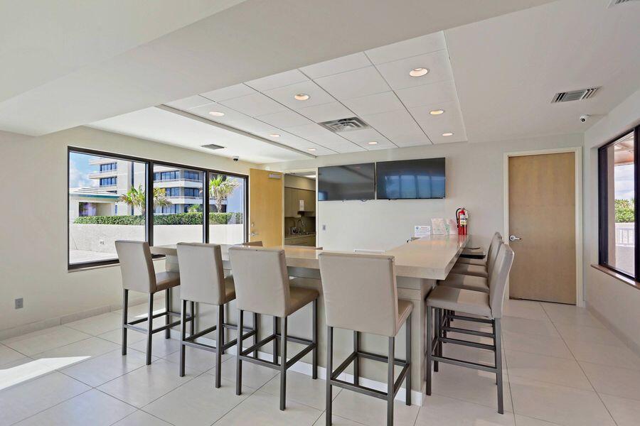 WATER GLADES CONDO - Residential