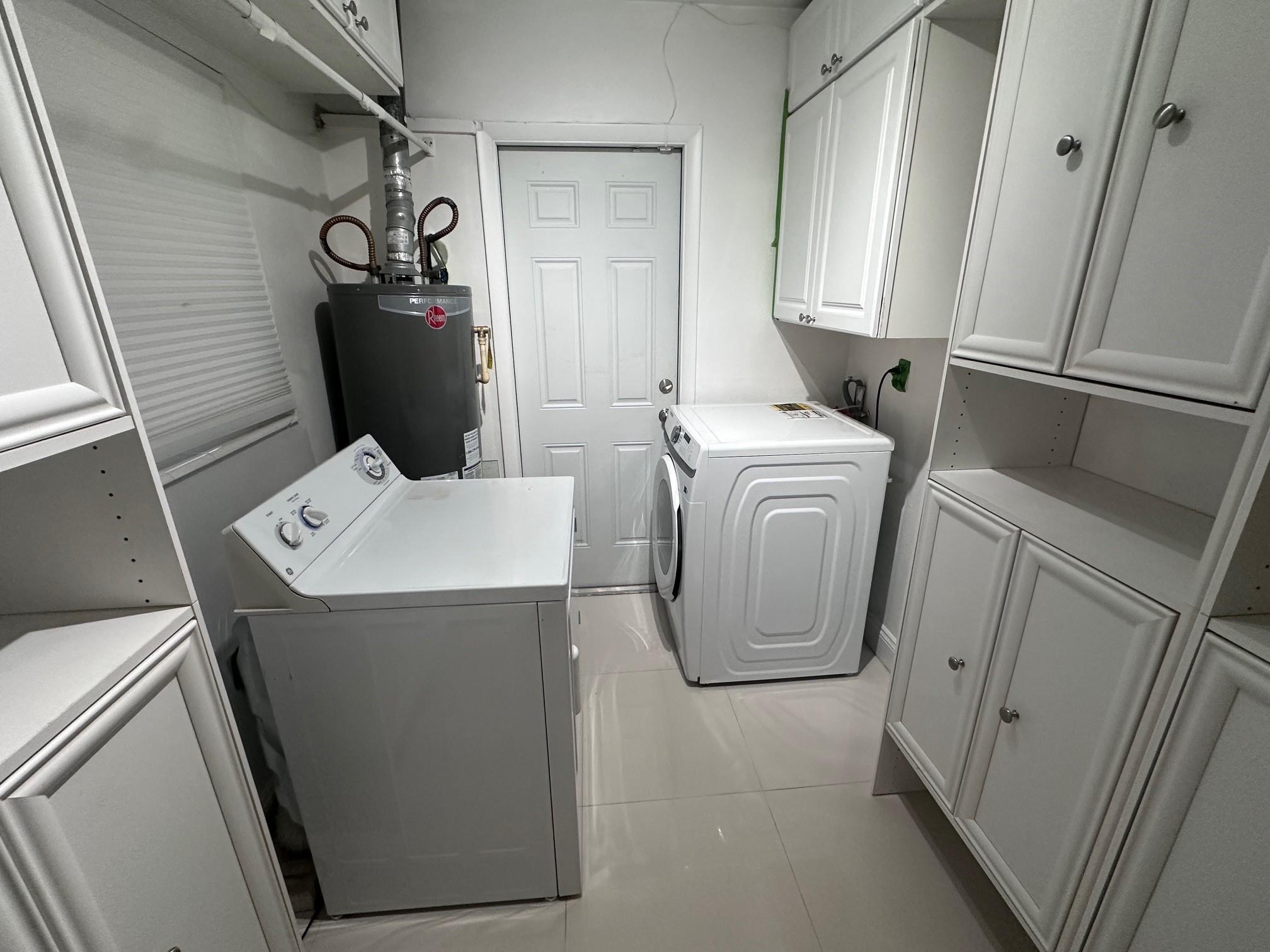 North Andrews Gardens Fir - Residential Lease