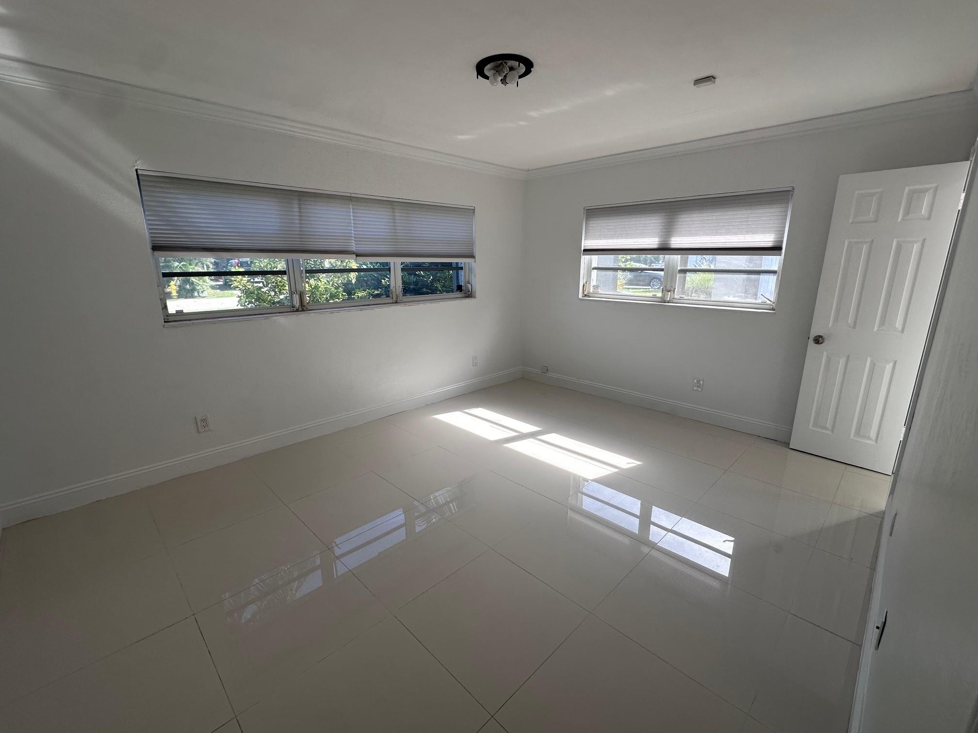 North Andrews Gardens Fir - Residential Lease