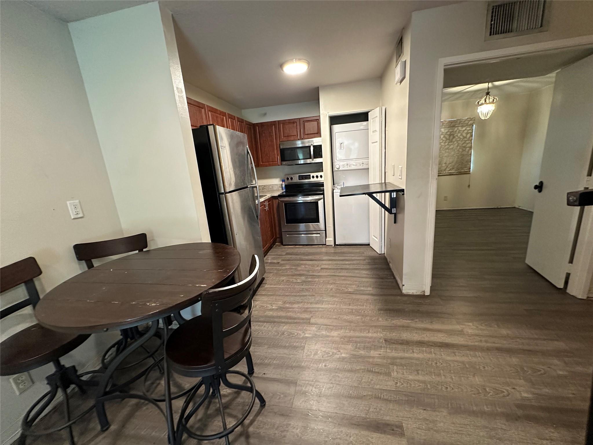 3040 NW 68th St 203