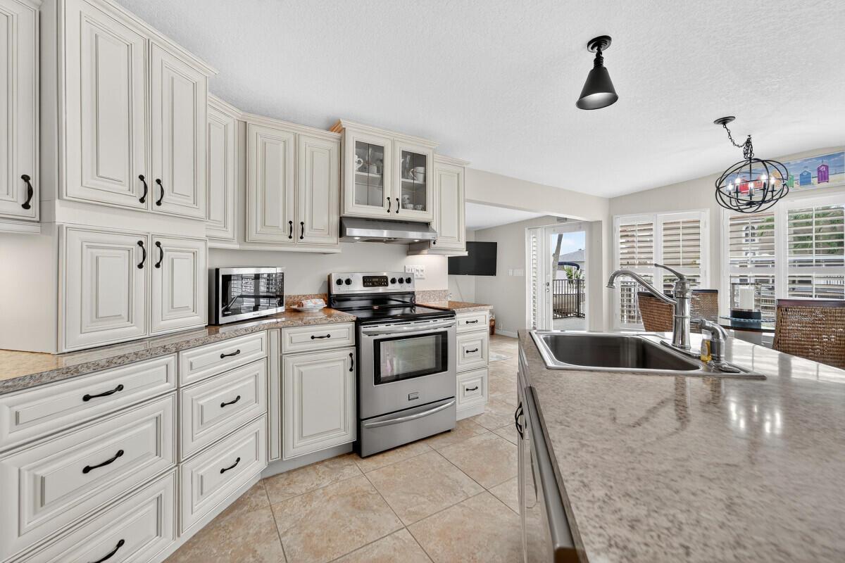NETTLES ISLAND - Residential