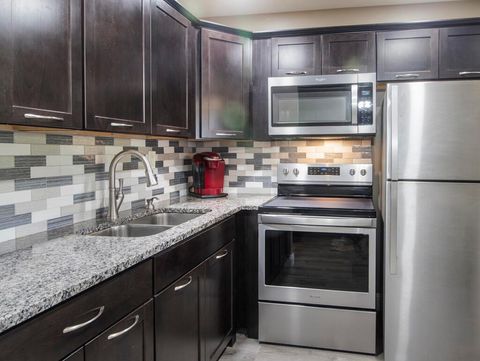 98 Bedford D 98 West Palm Beach FL 33417