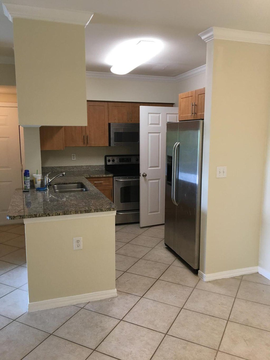 Photo of 6410 Emerald Dunes Drive #304, West Palm Beach, FL 33411 (MLS # R10958859)
