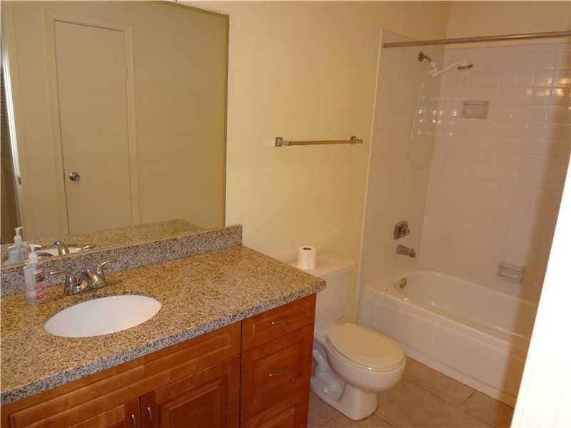 Savannah At  Riverside Dr - Residential Lease