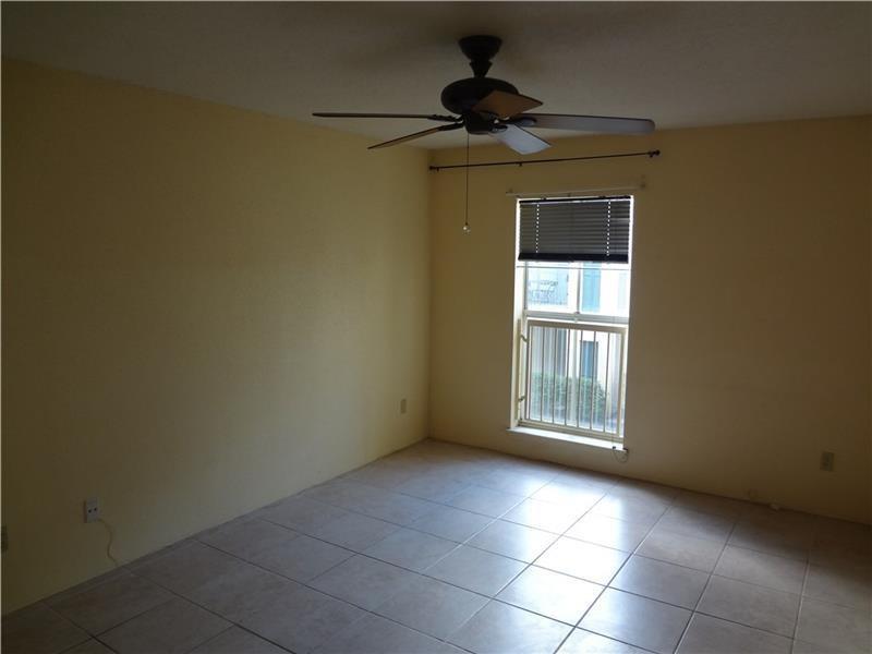 Savannah At  Riverside Dr - Residential Lease