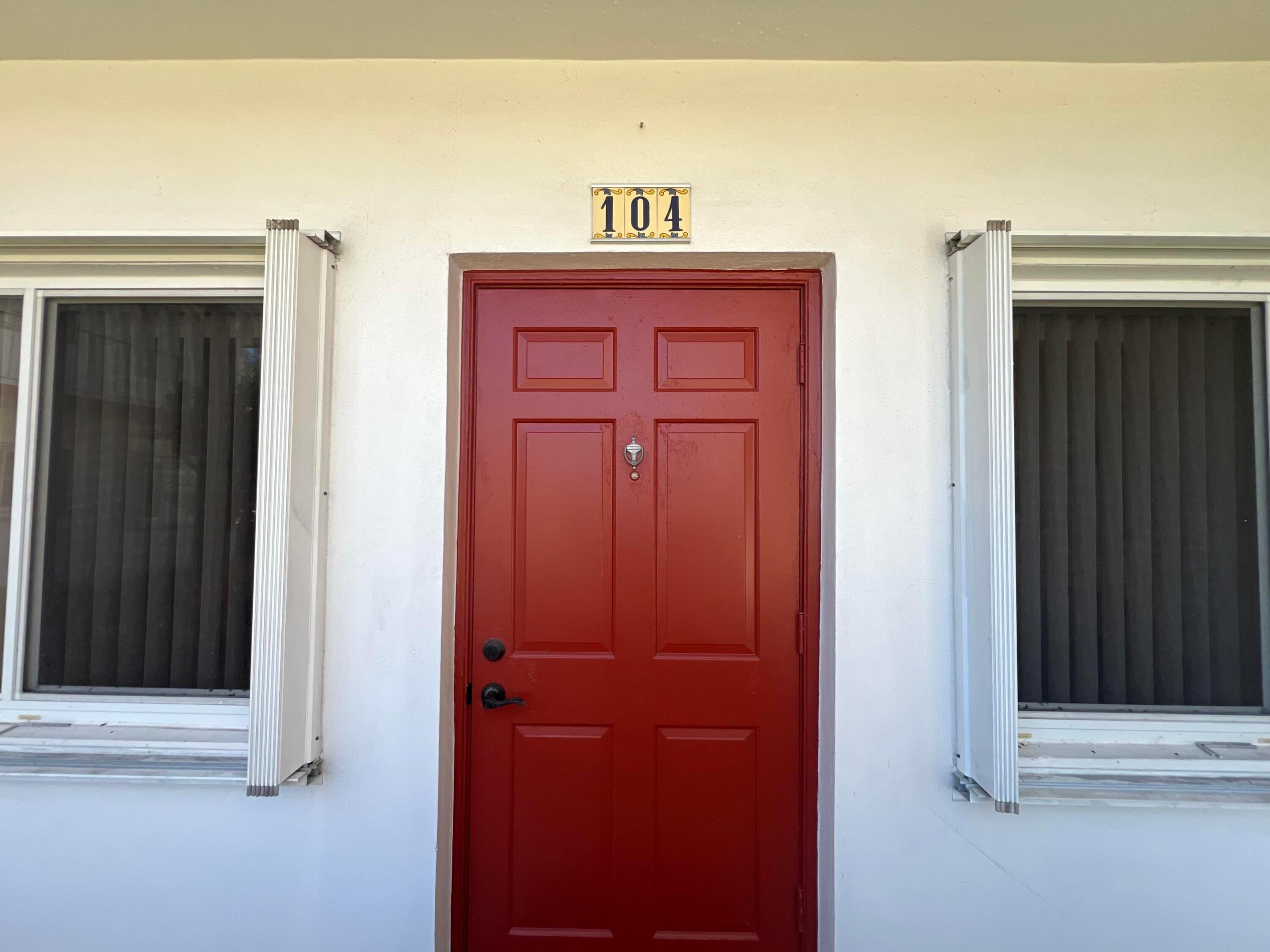 3320 Lake Osborne Drive