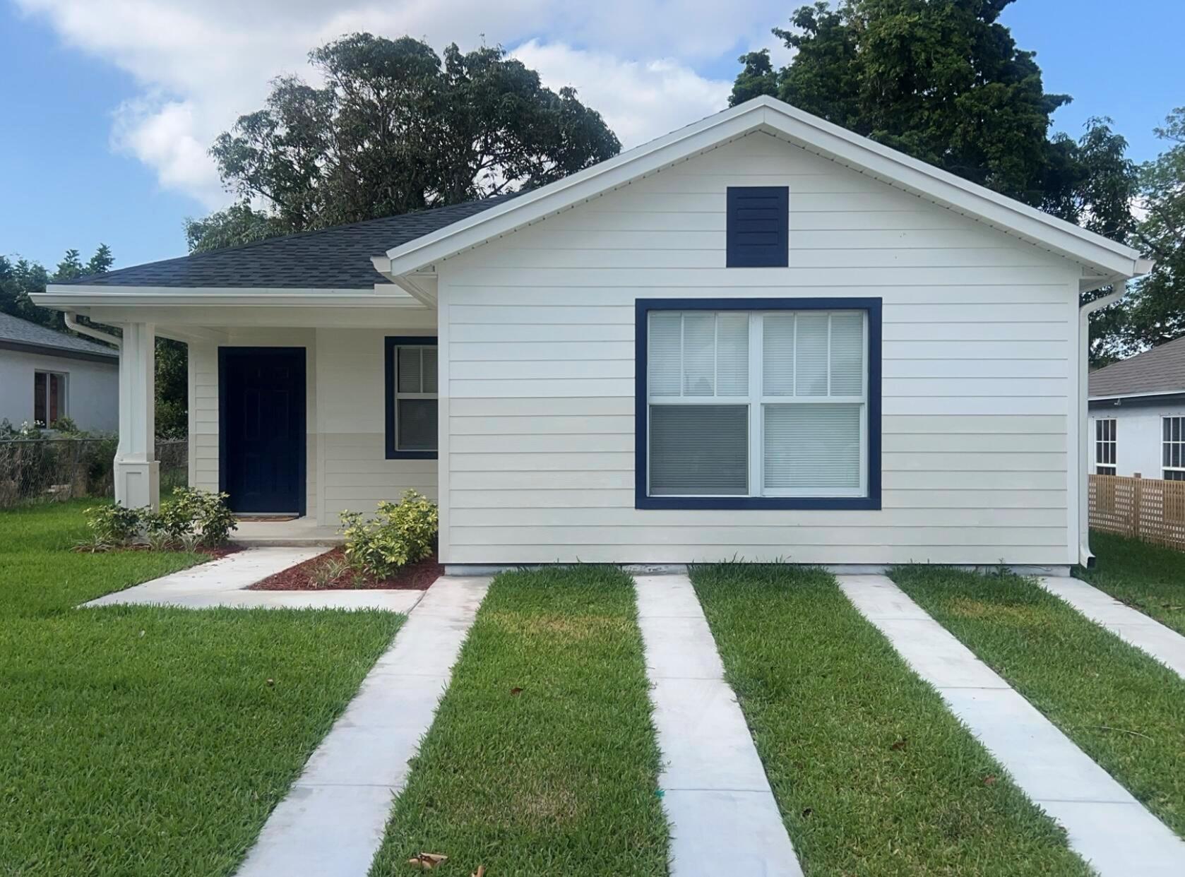 ATTENTION ALL HOMEBUYERS !!!NEW CONSTRUCTION READY TO MOVE-IN.Features Include: laminate flooring, open kitchen/great room, all energy efficient appliances (including w/d), impact windows and 1-year home warranty. Located in one of WPB historic areas. Just 1 mile away from The Beaches, City Place, Clematis Street, Brightline Station and array of restaurants/shopping centers.