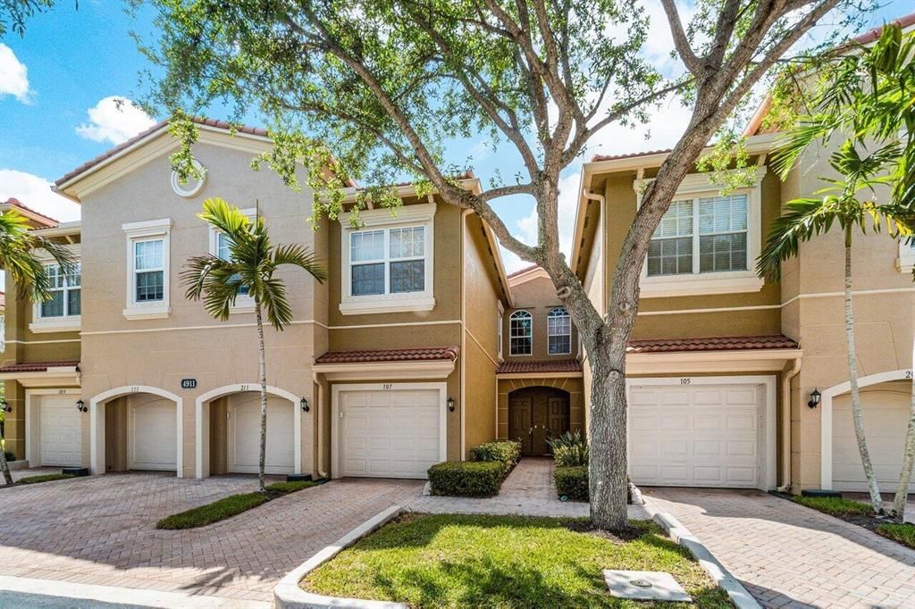Photo of 4911 Bonsai Circle #107, Palm Beach Gardens, FL 33418 (MLS # R10878706)