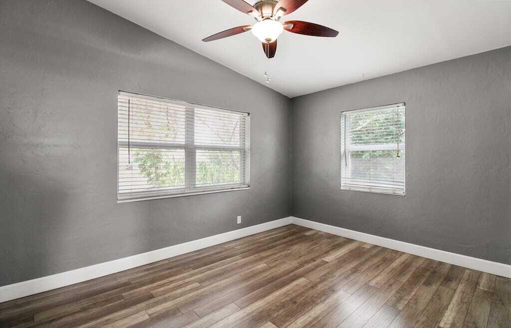 BOWERS PARK - Residential Lease