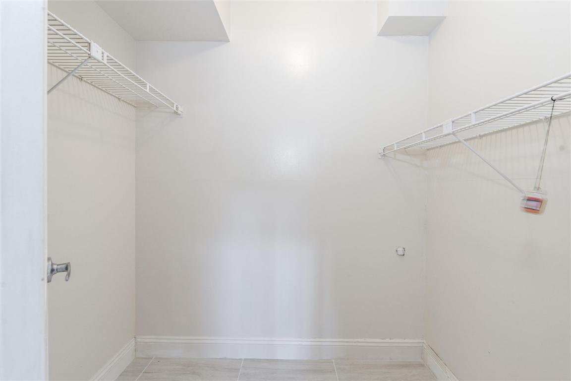 HOLLYBROOK GOLF AND - Residential