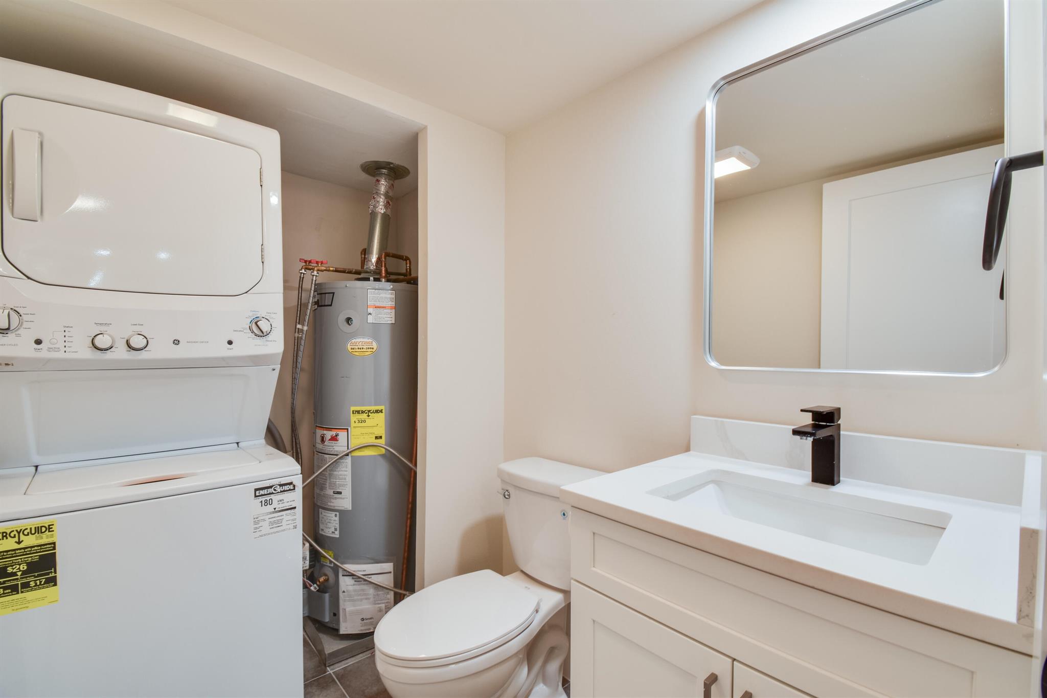 GARDEN LAKES - Residential Lease