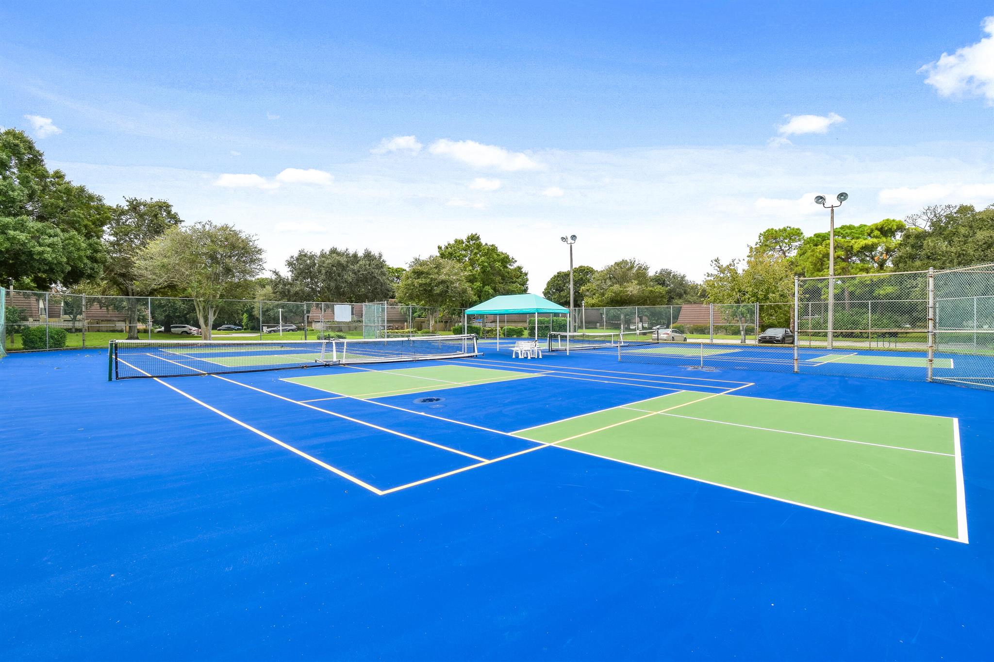 GARDEN LAKES - Residential Lease