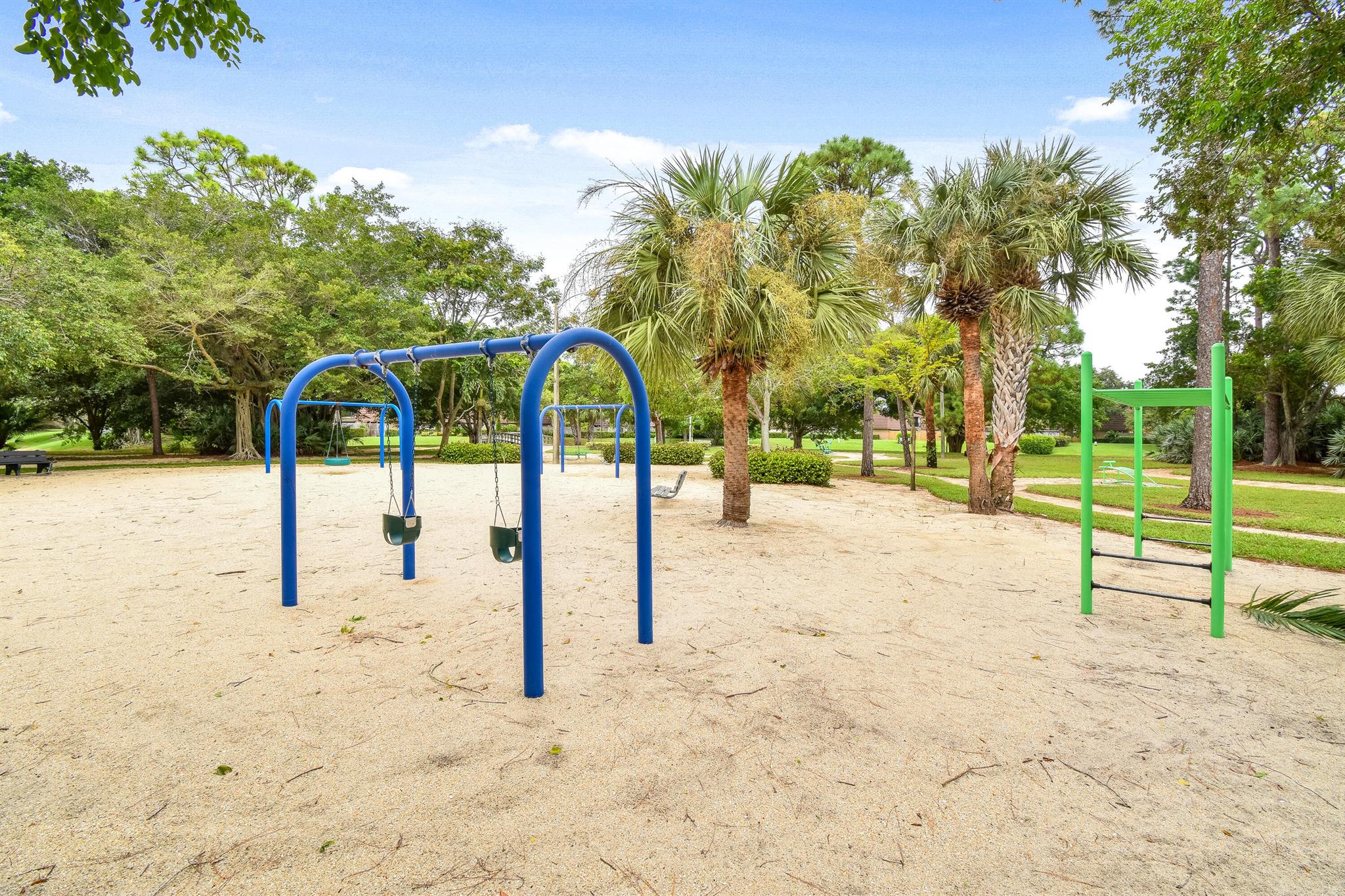 GARDEN LAKES - Residential Lease