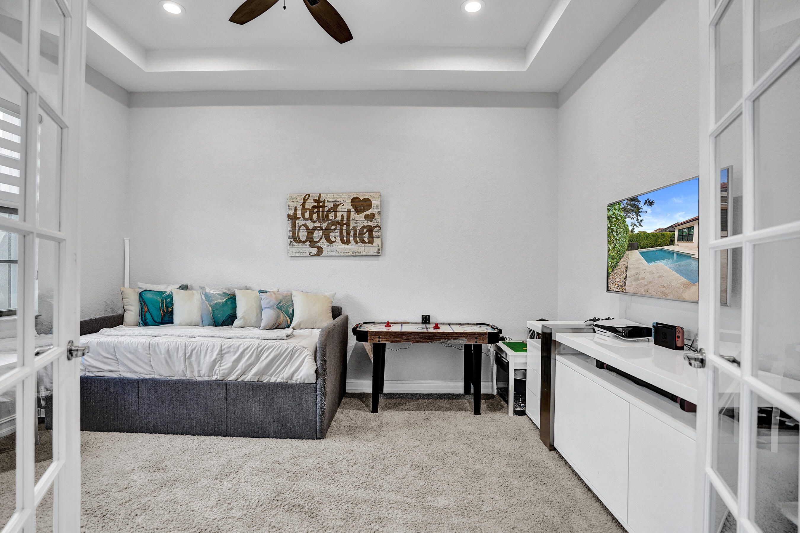 WATERCREST-42 ACRES - Residential