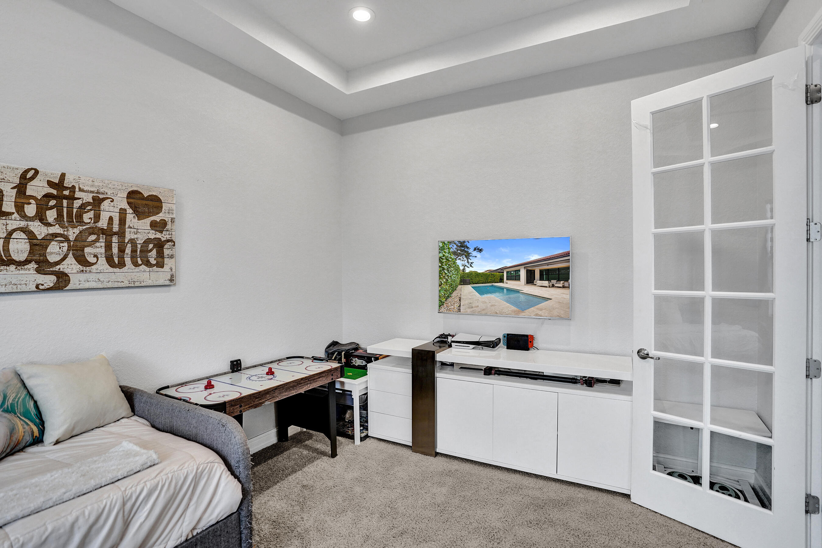 WATERCREST-42 ACRES - Residential