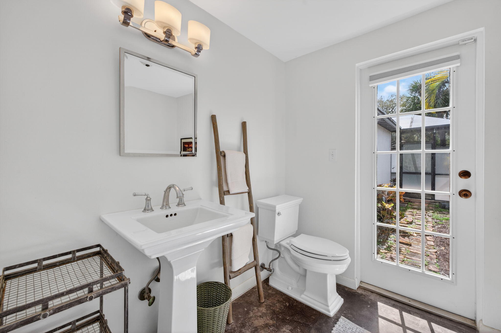 RIVERSIDE ESTATES 2ND REVISION - Residential