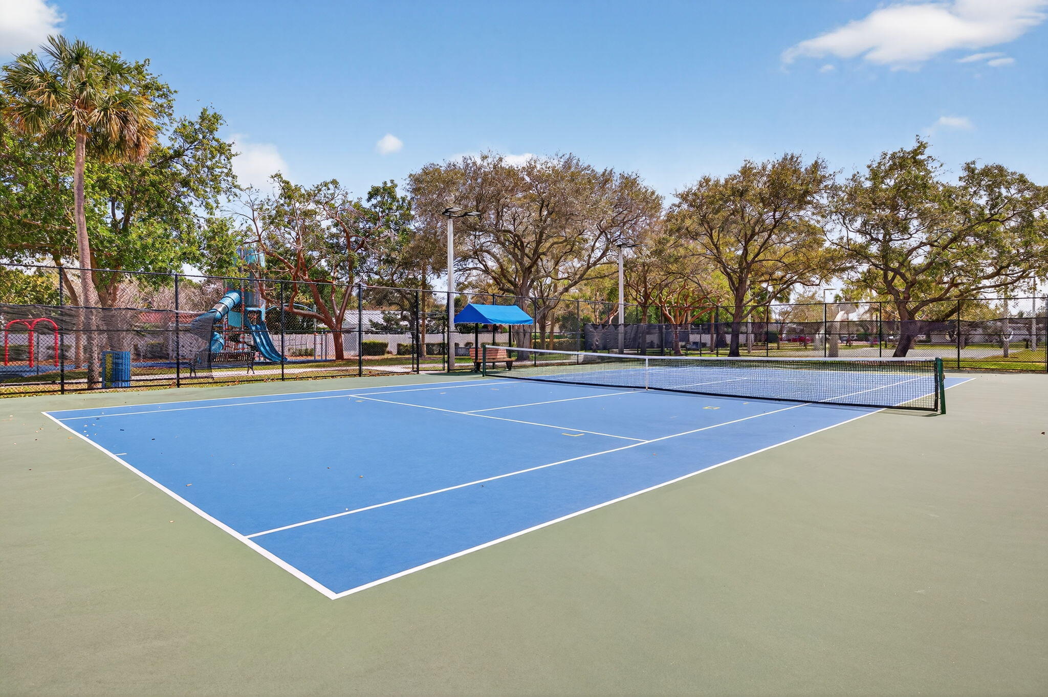 RIVERSIDE ESTATES 2ND REVISION - Residential