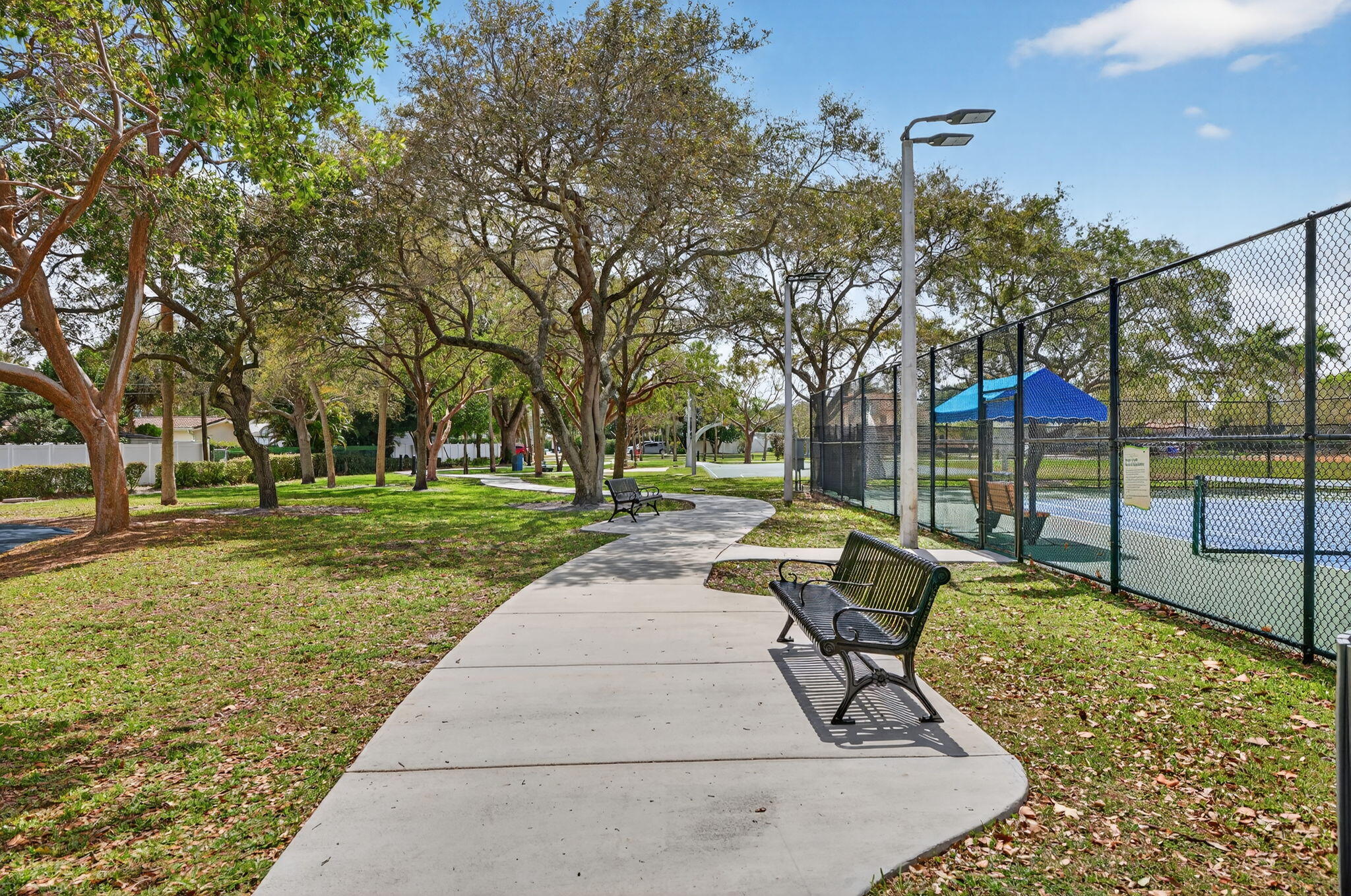 RIVERSIDE ESTATES 2ND REVISION - Residential