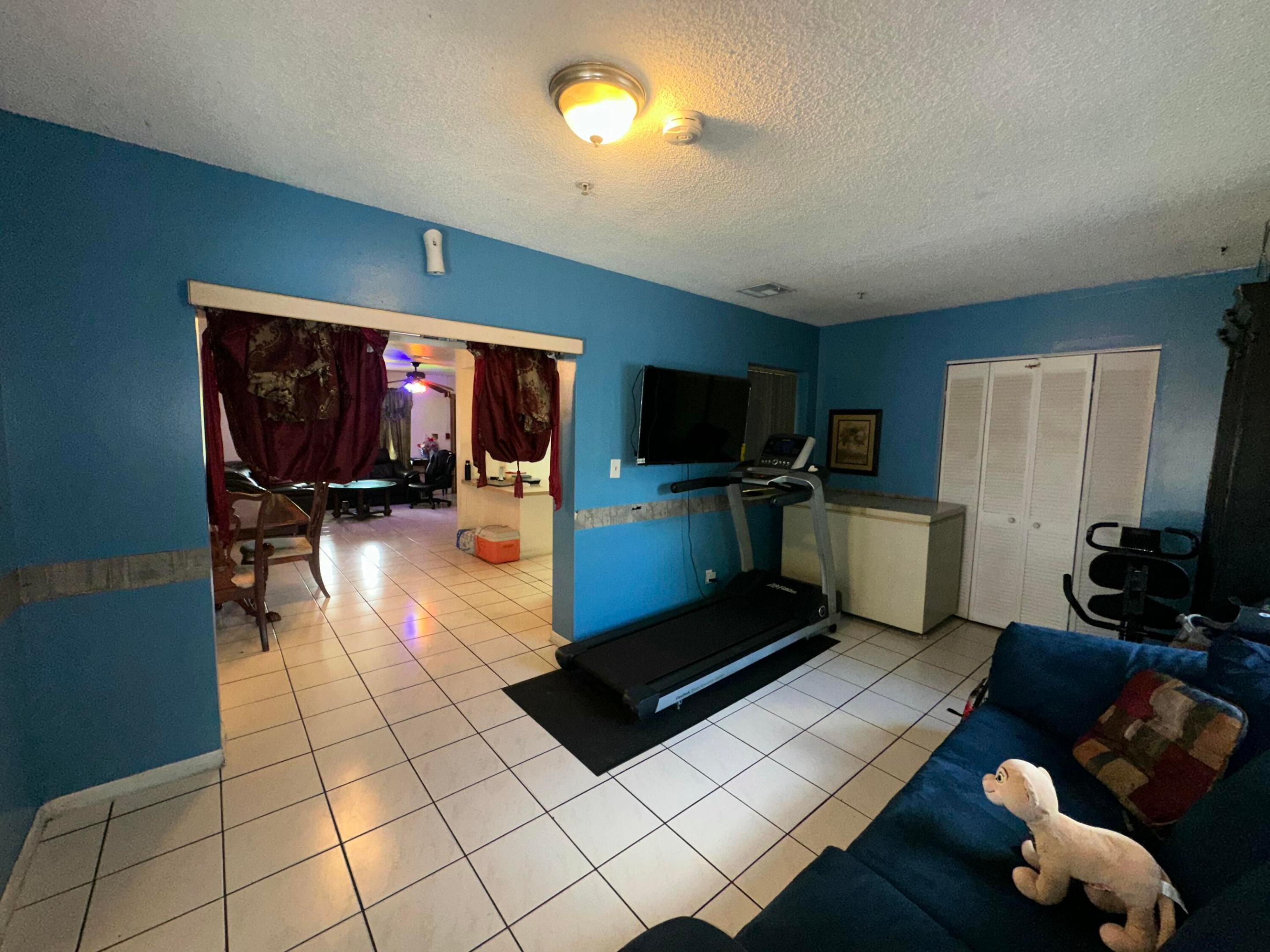 Flair Sub Six 68-6 B - Residential