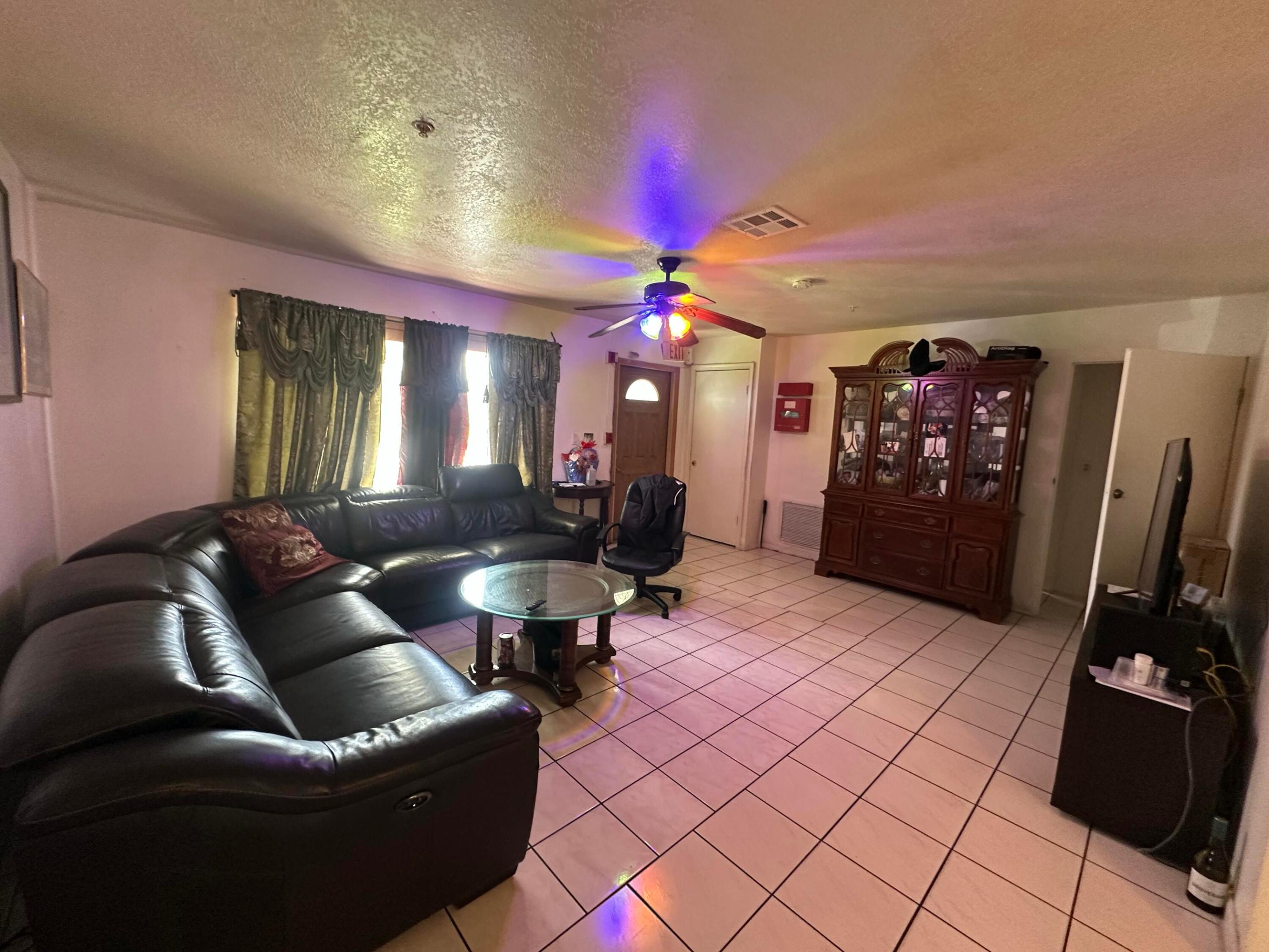 Flair Sub Six 68-6 B - Residential